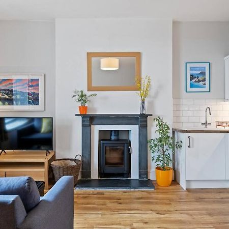 Pendennis - Bright Victorian Flat, Sea Views & Close To Beach Falmouth Zewnętrze zdjęcie