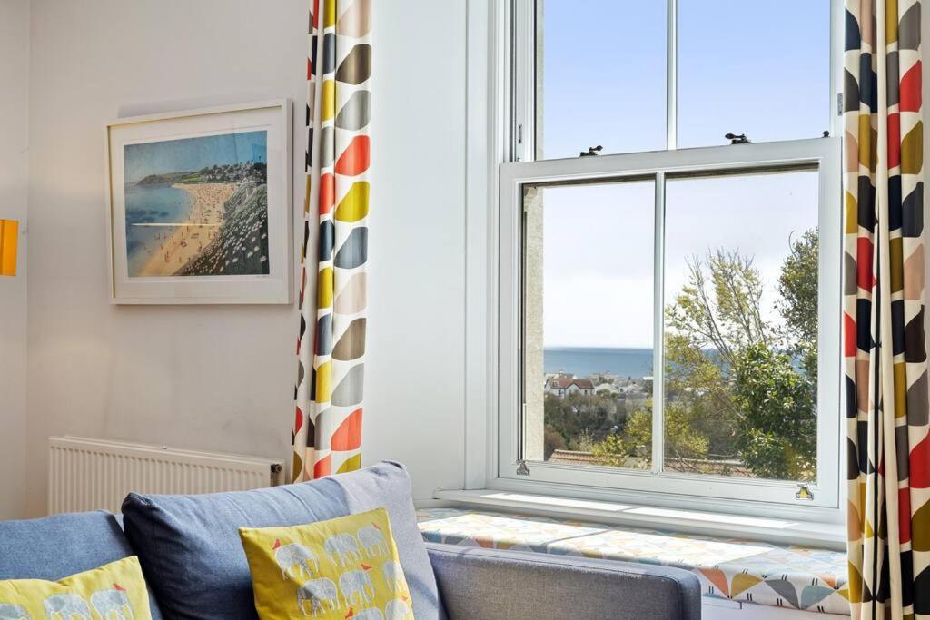 Pendennis - Bright Victorian Flat, Sea Views & Close To Beach Falmouth Zewnętrze zdjęcie