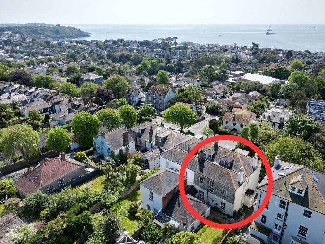 Pendennis - Bright Victorian Flat, Sea Views & Close To Beach Falmouth Zewnętrze zdjęcie